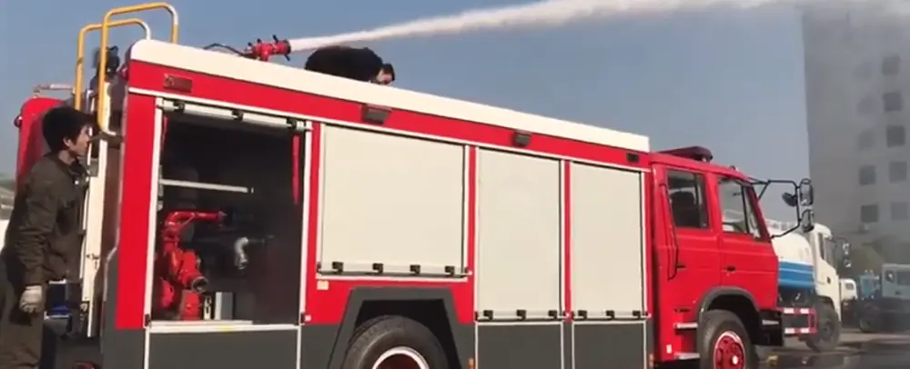 Fire fighting truck Video