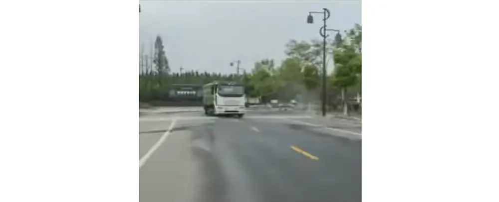 Road sweeper truck Video