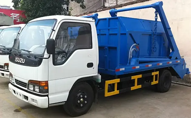 Hook Lift Garbage Truck