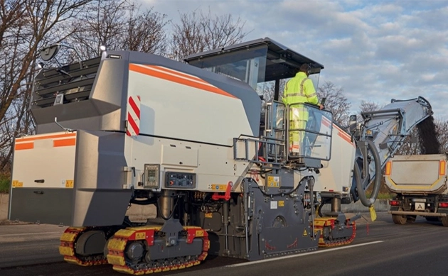 asphalt-cold-milling-machine