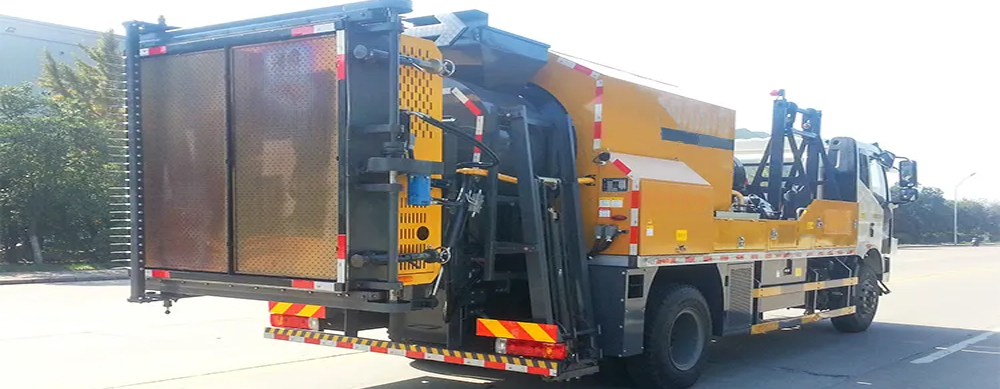 asphalt-patch-truck.jpg
