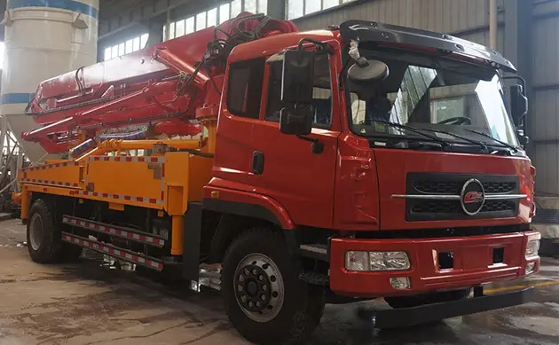 cement-pump-truck