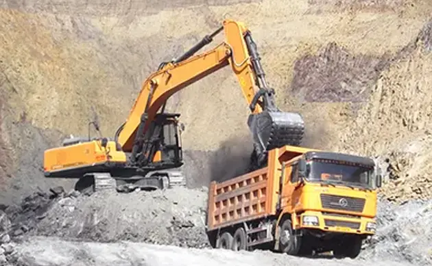 extended-reach-excavator