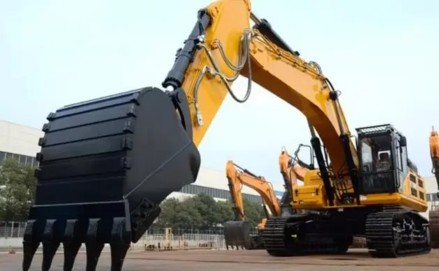 huge-diggers