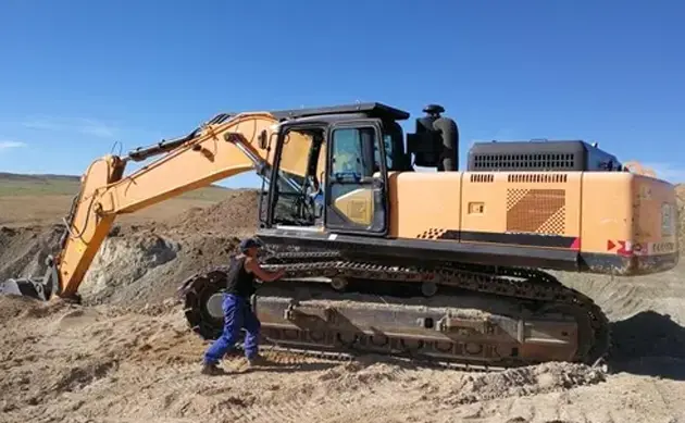 long-reach-excavator