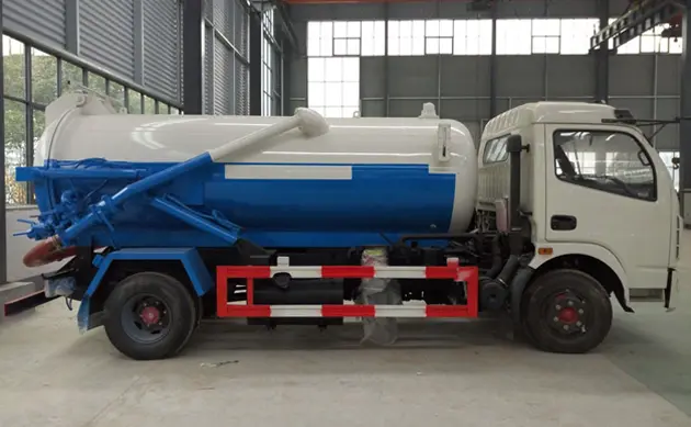 What is the Difference Between Sewage Suction Truck and Fecal Suction Truck?